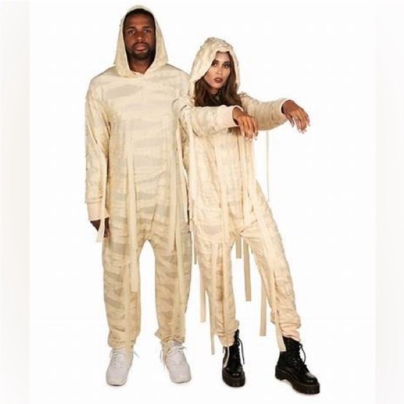 NWT Tipsy Elves Mummy Costume Onesie Jumpsuit Cream Halloween Hooded Sz M - Picture 15 of 15